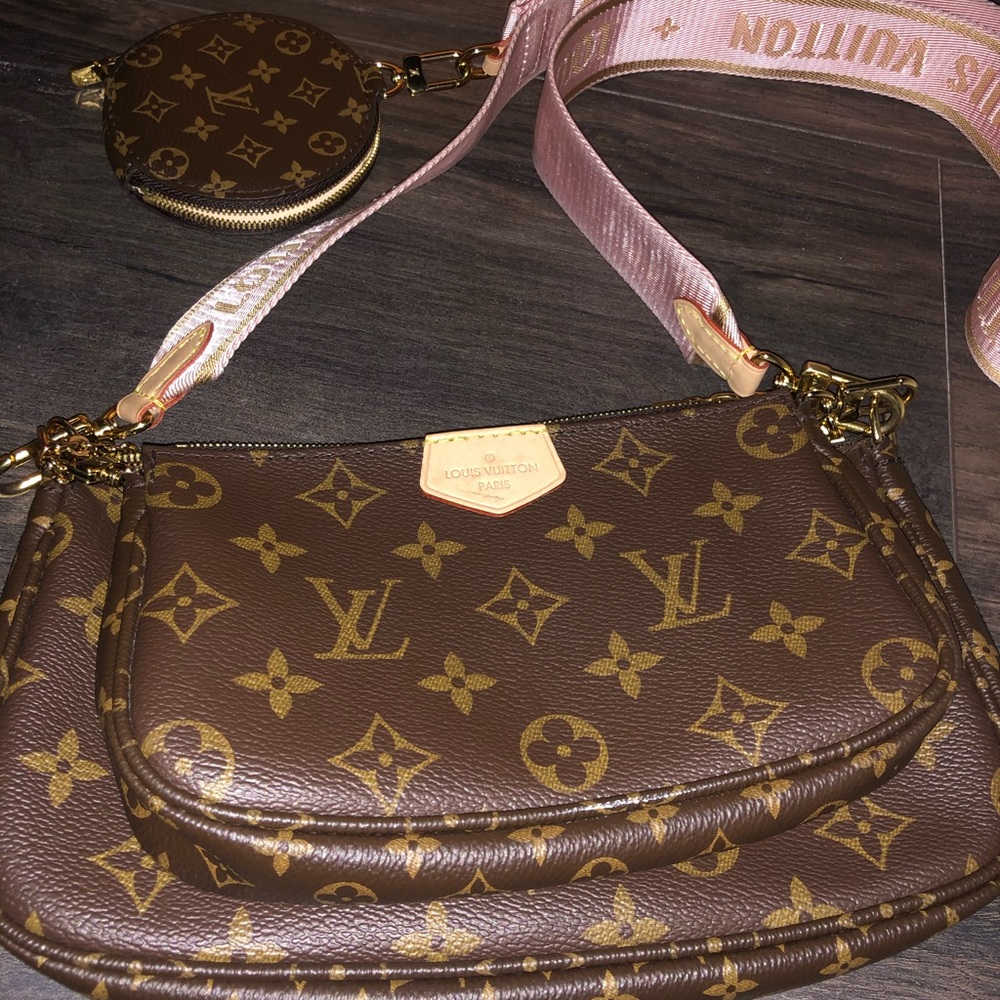 Multi pochette accessory rose Louis Vuitton
